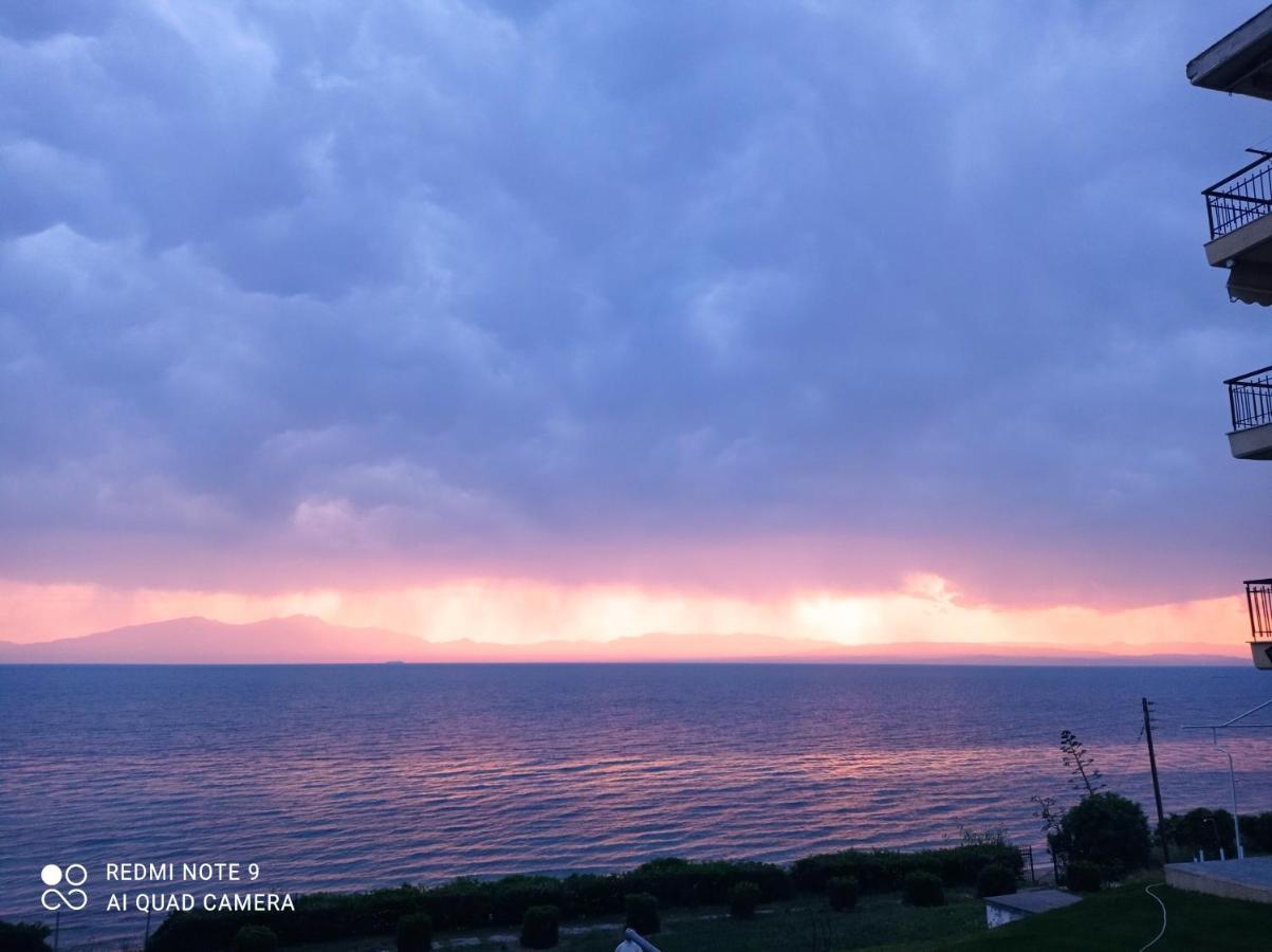 Sunset Apartment 에파노미 외부 사진